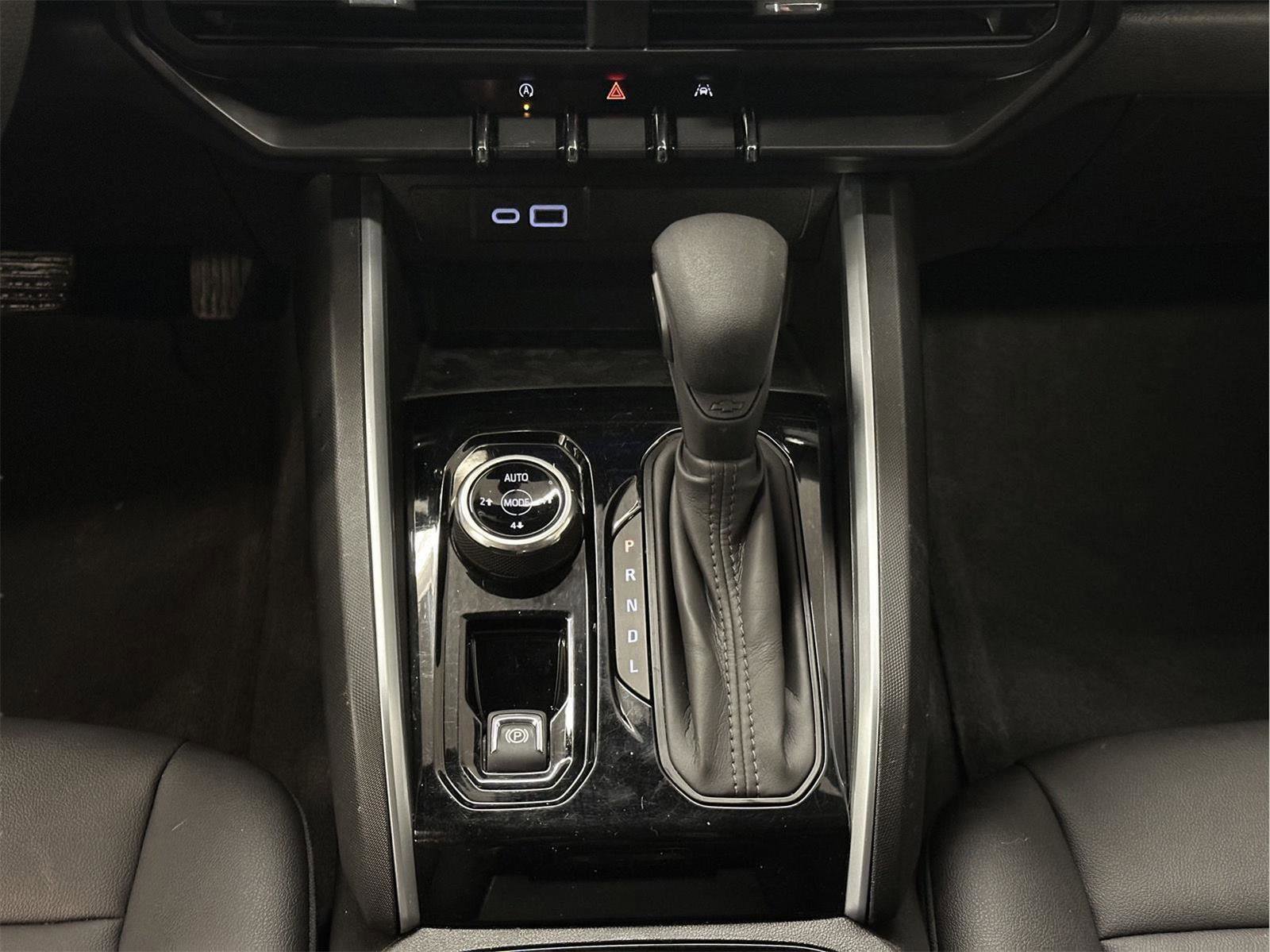 Certified 2024 Chevrolet Colorado Trail Boss w/ LPO, Dark Essentials Package image 28