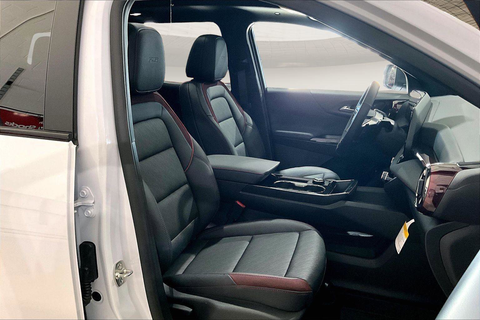 New 2026 Chevrolet Equinox RS w/ Safety and Technology Package image 12