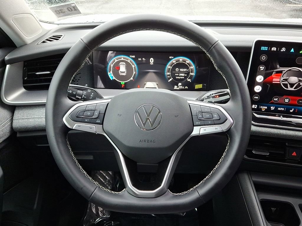 Certified 2025 Volkswagen Tiguan S image 20