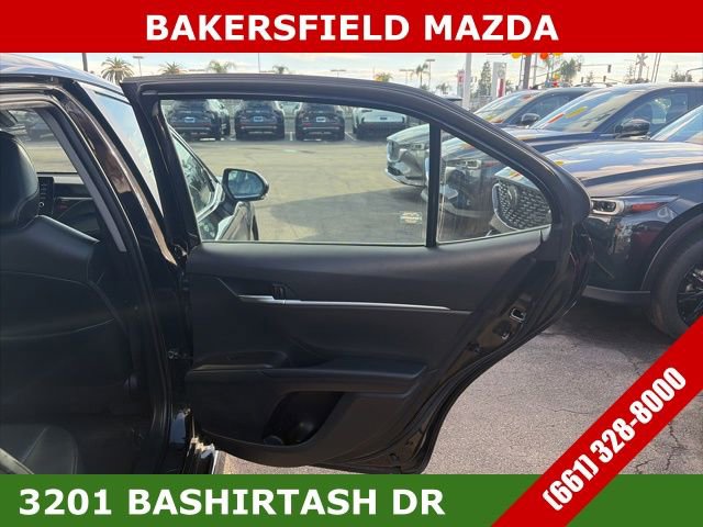 Used 2023 Toyota Camry SE image 15