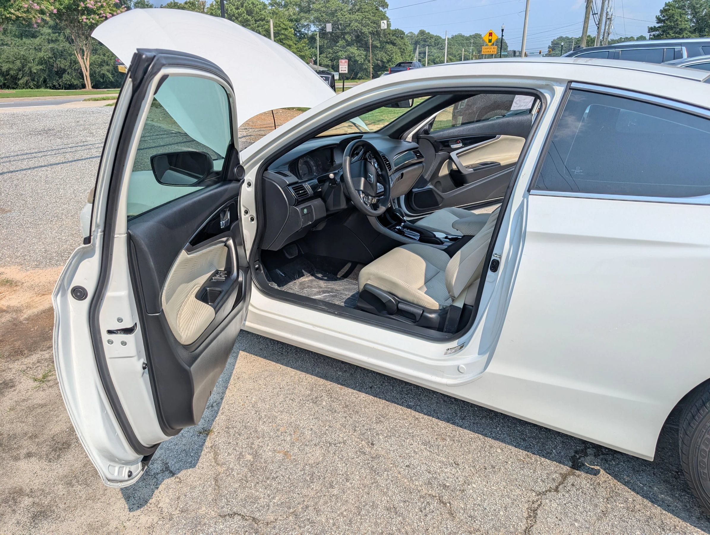 Used 2017 Honda Accord LX-S image 12