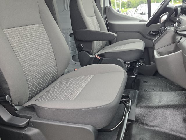 New 2026 Ford Transit 250 148 Medium Roof RWD image 4