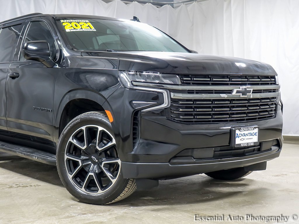 Used 2021 Chevrolet Suburban RST image 3