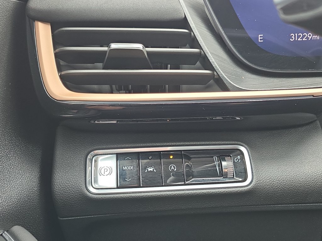 Certified 2024 Buick Envision Sport Touring AWD/4WD image 29