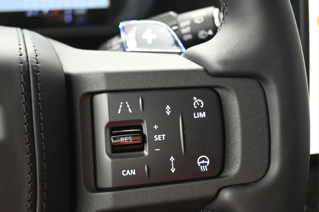 New 2026 Land Rover Defender 110 AWD/4WD image 18