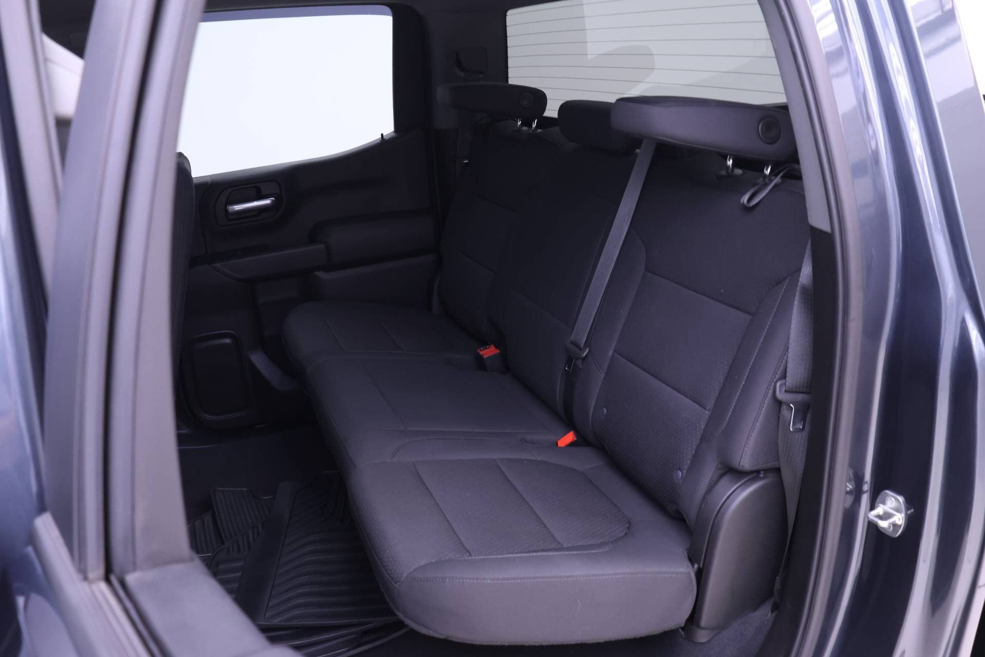 Used 2021 Chevrolet Silverado 1500 Custom w/ LPO, Dark Essentials Package image 9