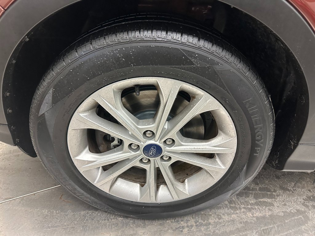 Used 2018 Ford Escape SE image 33