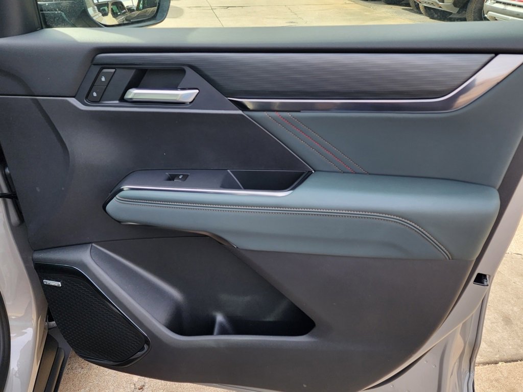 New 2026 GMC Acadia AT4 image 40