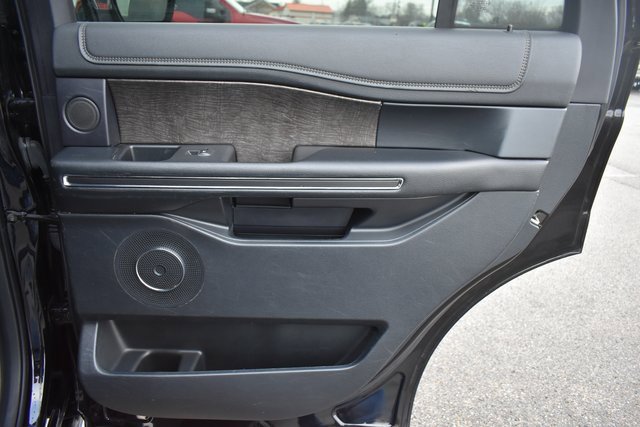 Used 2021 Ford Expedition Limited image 52