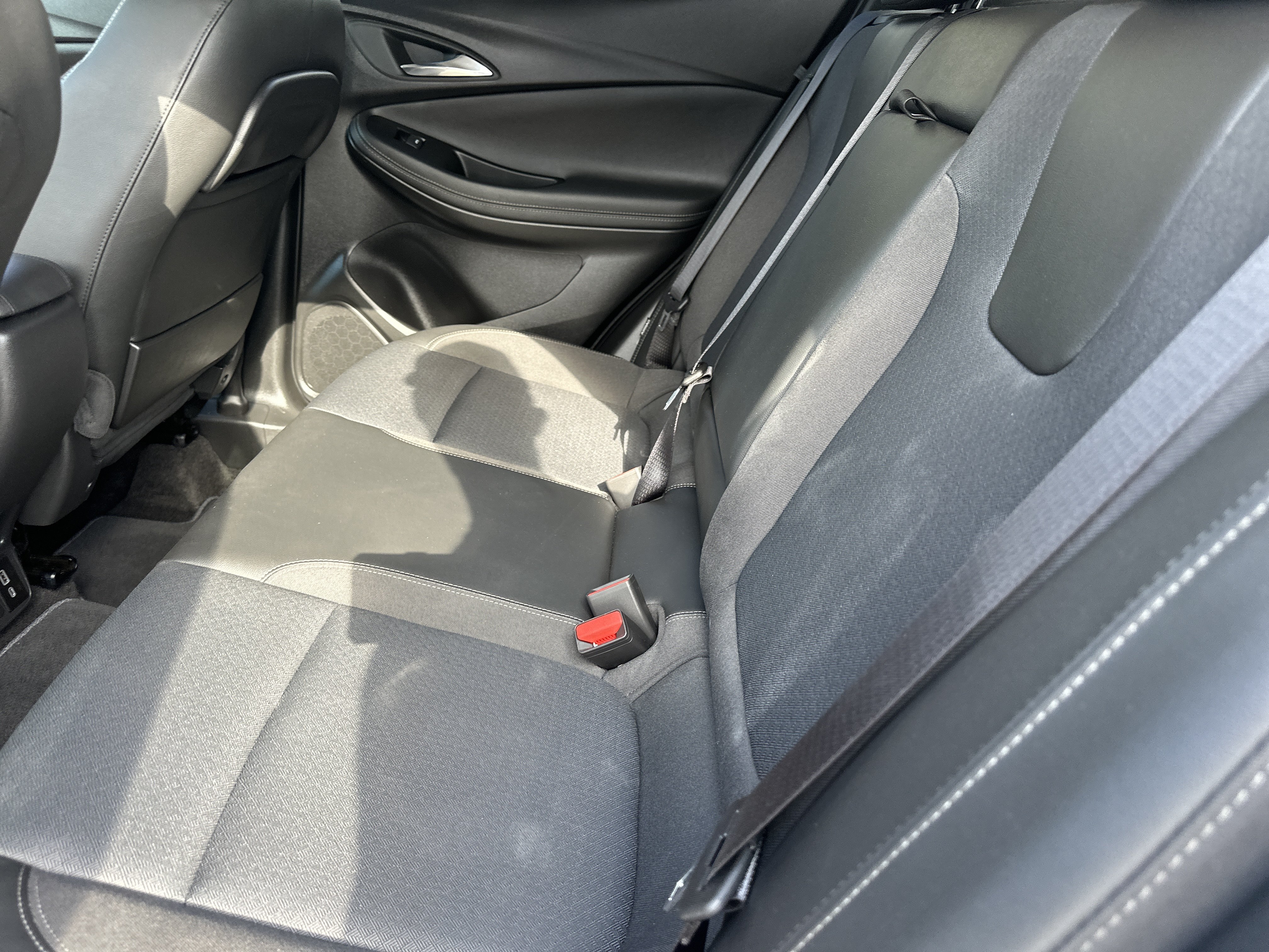 Used 2023 Buick Encore GX Select w/ Safety Package II AWD/4WD image 10
