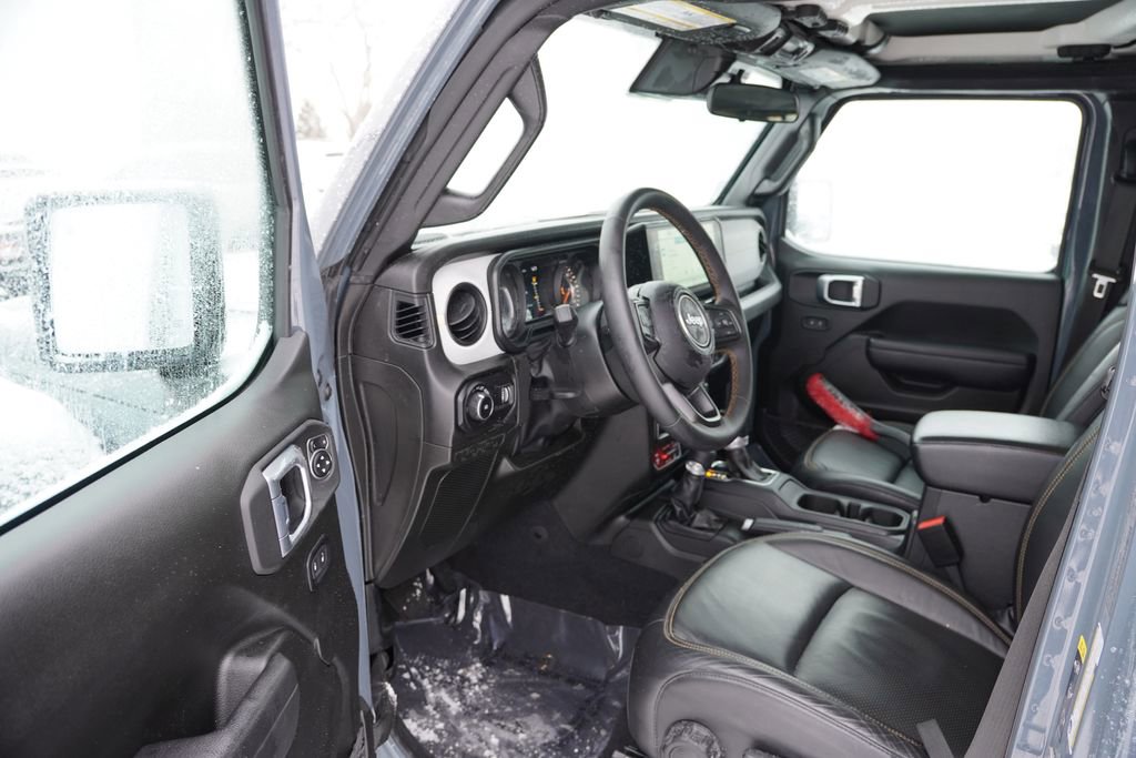 Certified 2024 Jeep Wrangler Willys image 15