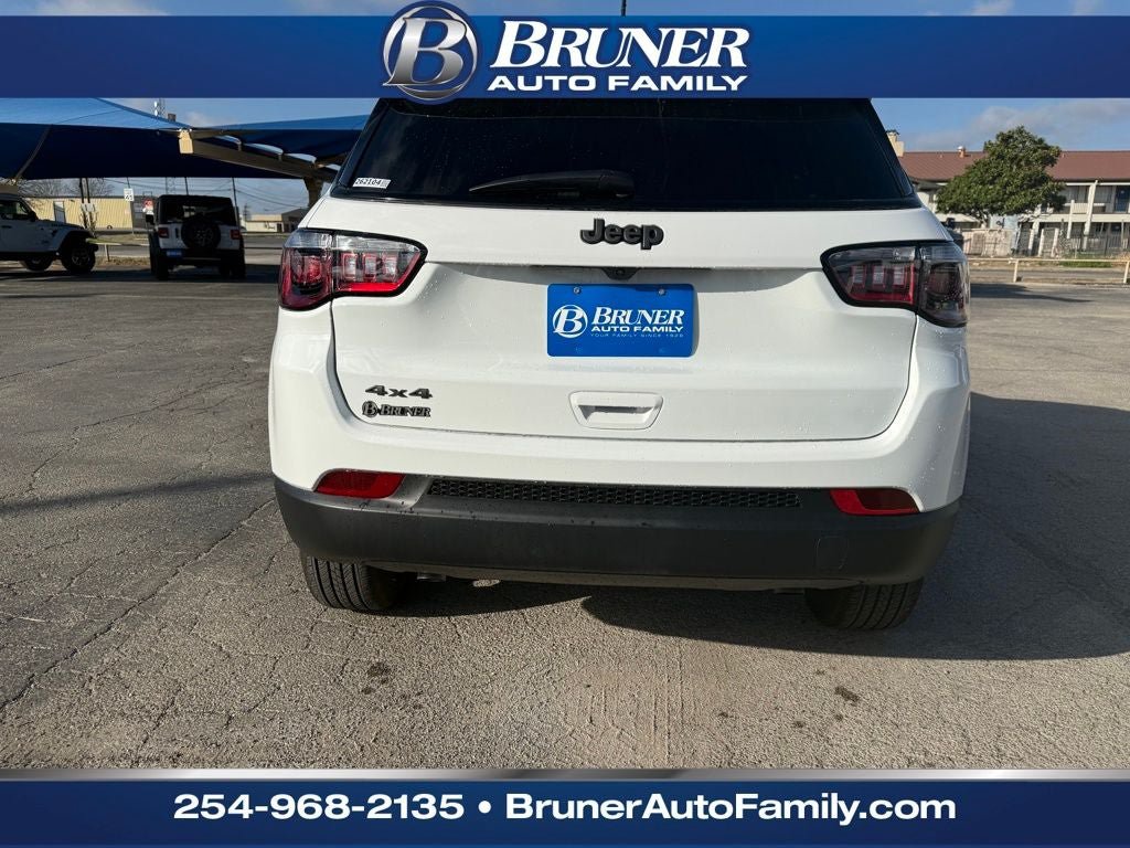 New 2026 Jeep Compass Latitude AWD/4WD image 6