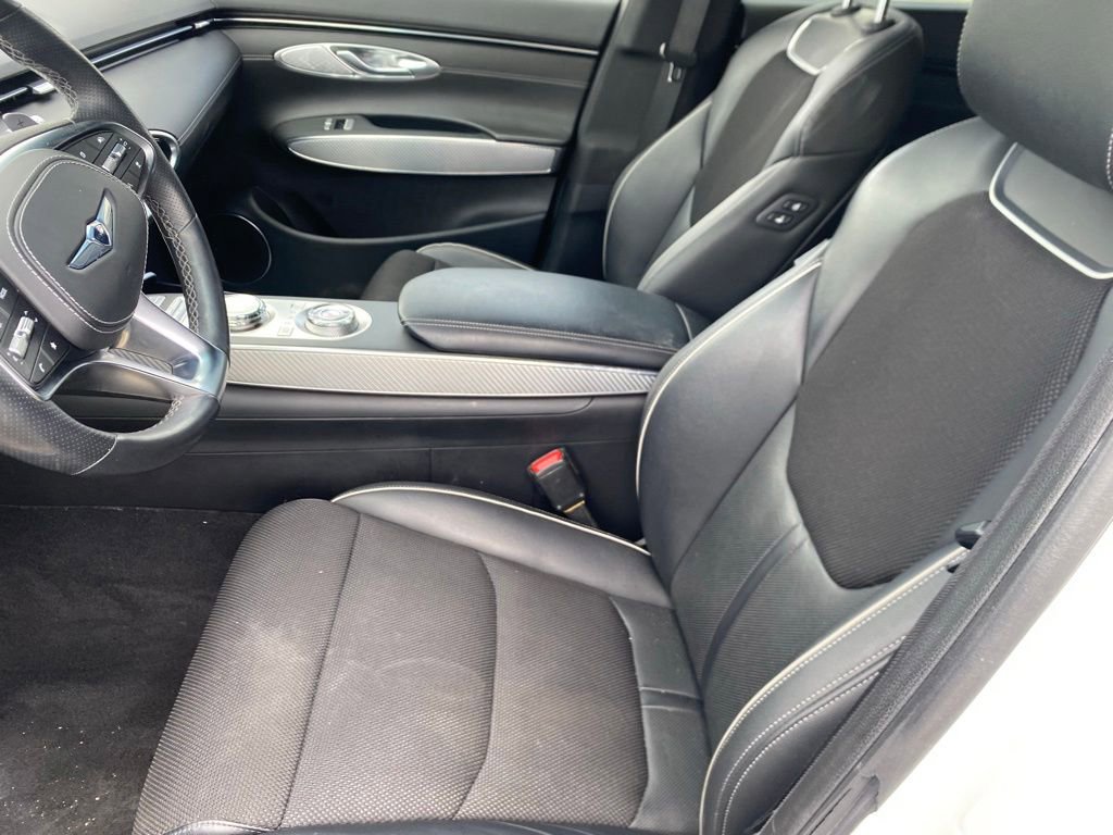 Used 2023 Genesis GV70 3.5T Sport AWD/4WD image 9