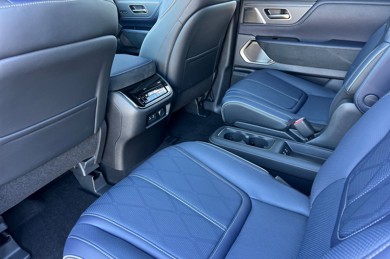 New 2026 INFINITI QX80 4WD image 12