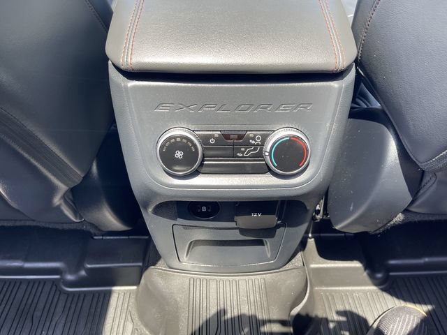 Used 2025 Ford Explorer Active w/ Active Comfort Package AWD/4WD image 22