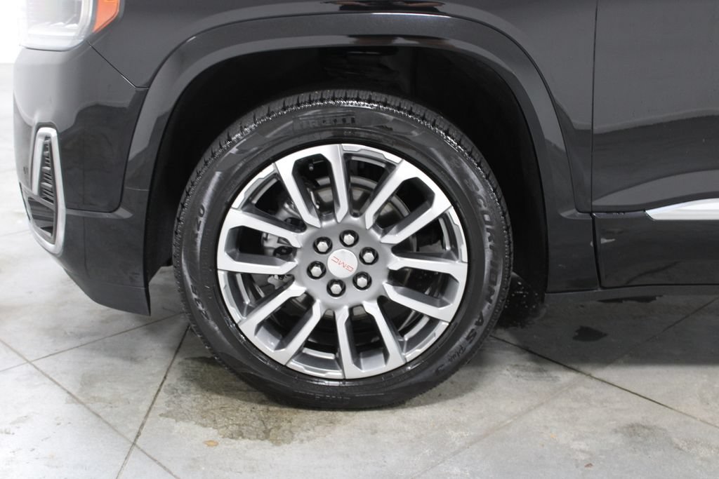 Used 2021 GMC Acadia Denali w/ Denali Technology Package FWD image 17