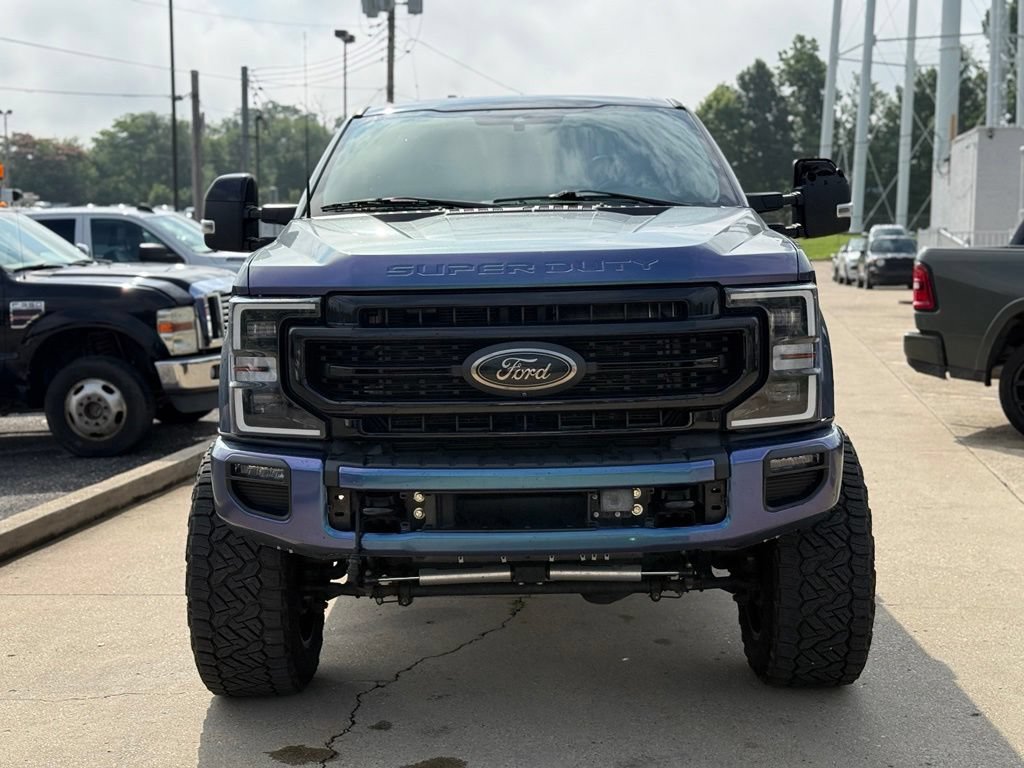 Used 2022 Ford F350 Lariat w/ Black Appearance Package AWD/4WD image 3