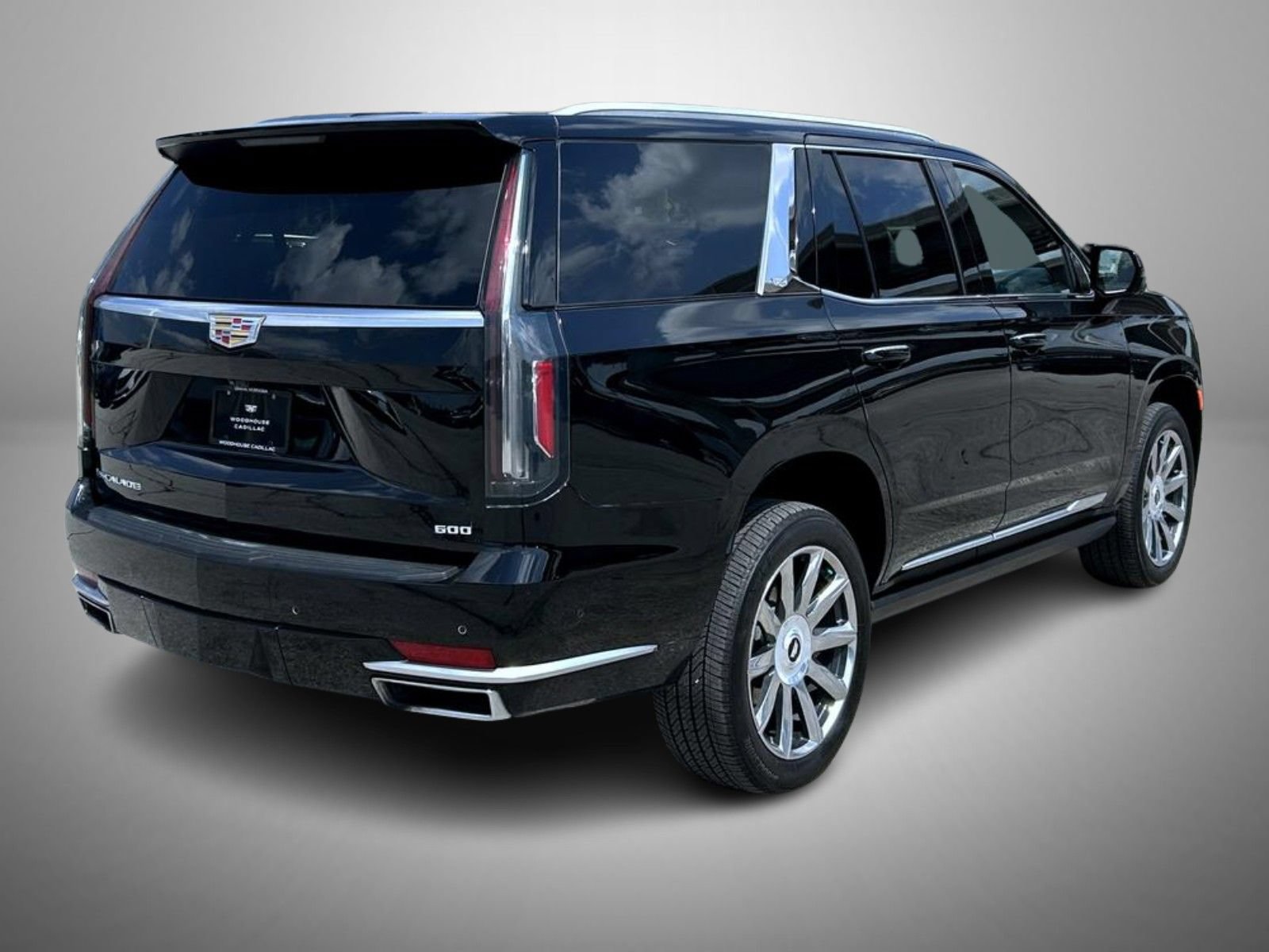 Certified 2024 Cadillac Escalade Premium Luxury Platinum w/ Heavy-Duty Trailer Package AWD/4WD image 13