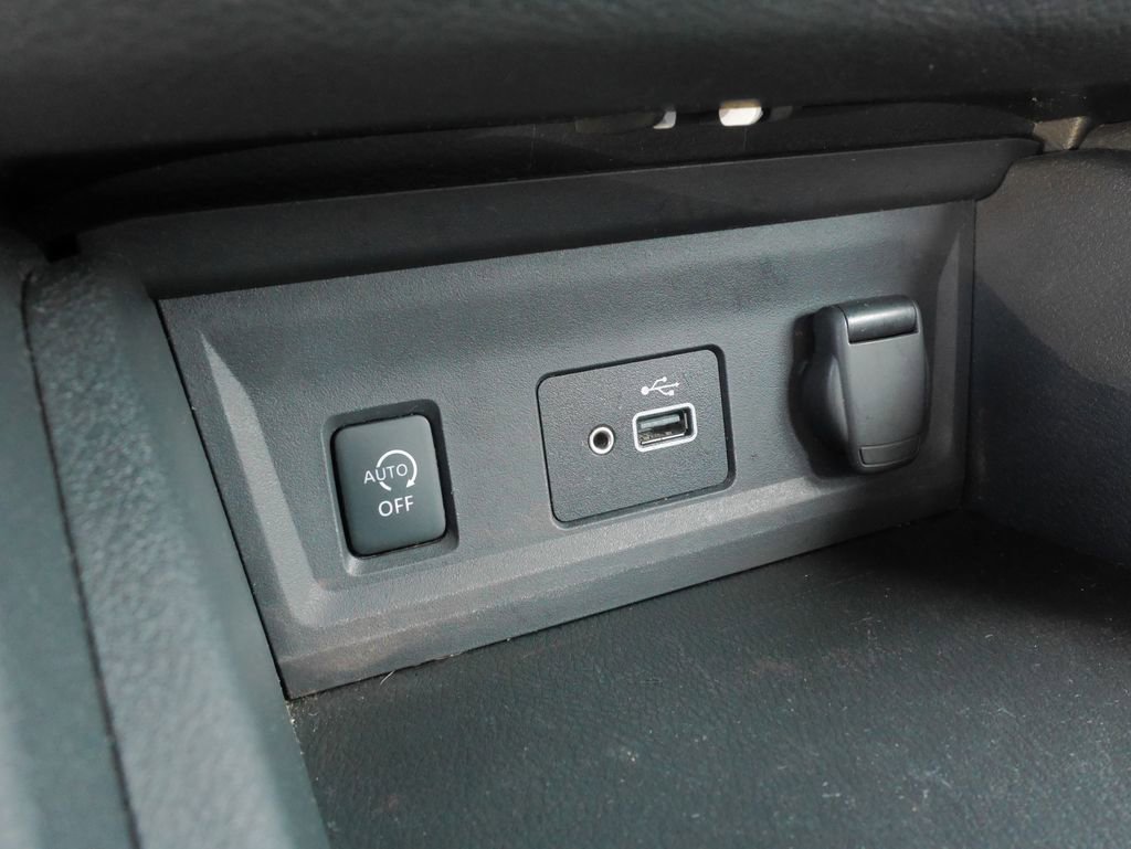 Used 2024 Nissan Sentra S FWD image 26