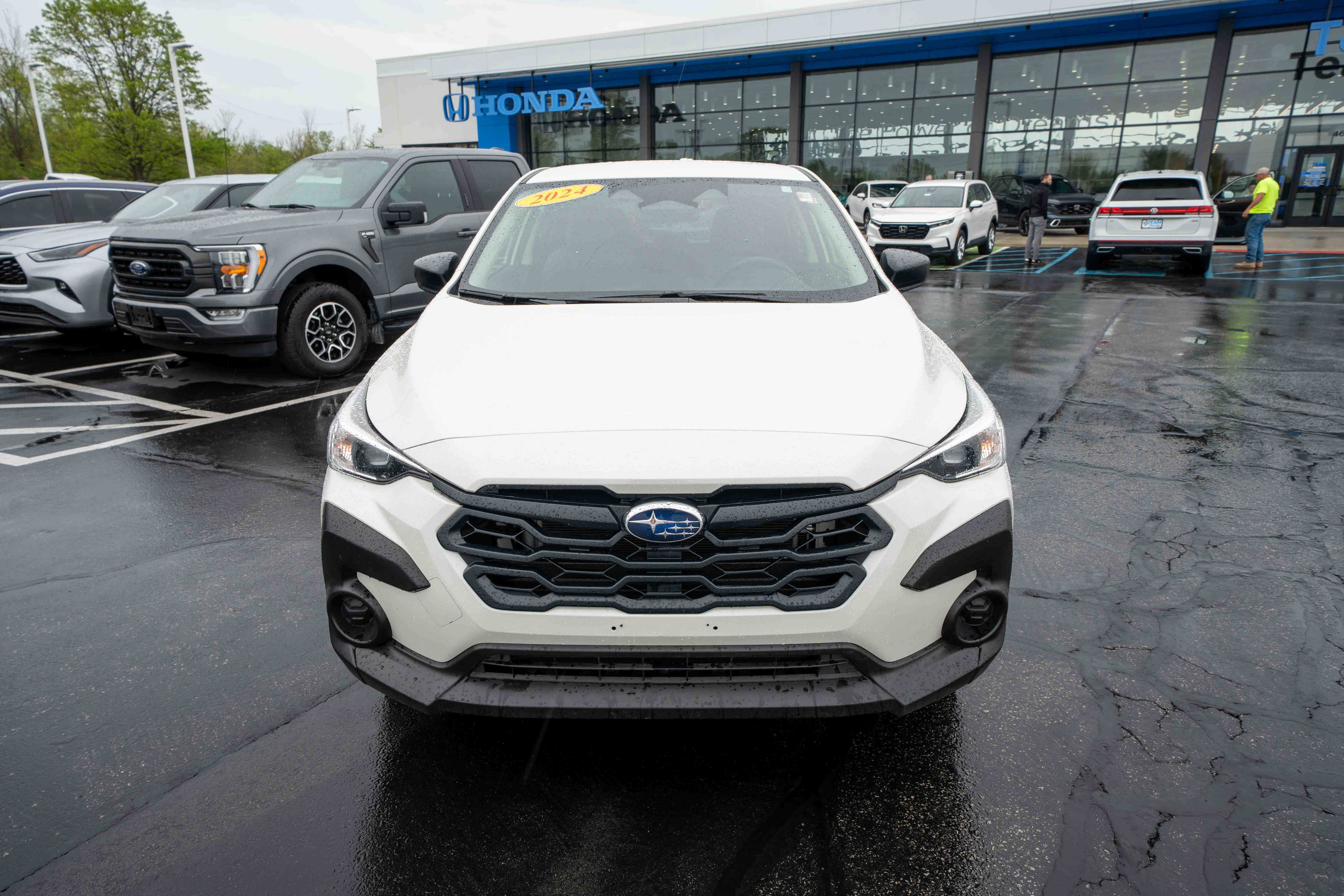 Used 2024 Subaru Crosstrek 2.0i AWD/4WD image 2