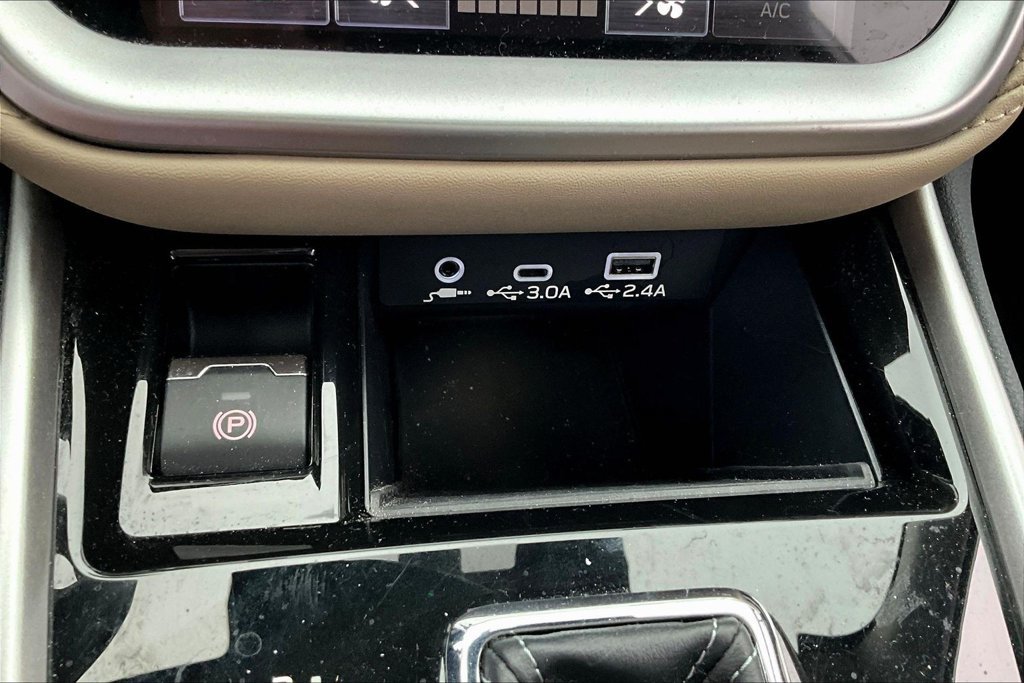 Certified 2024 Subaru Outback Limited AWD/4WD image 16