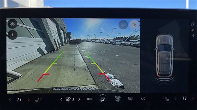 Used 2025 Ford Explorer Active image 17