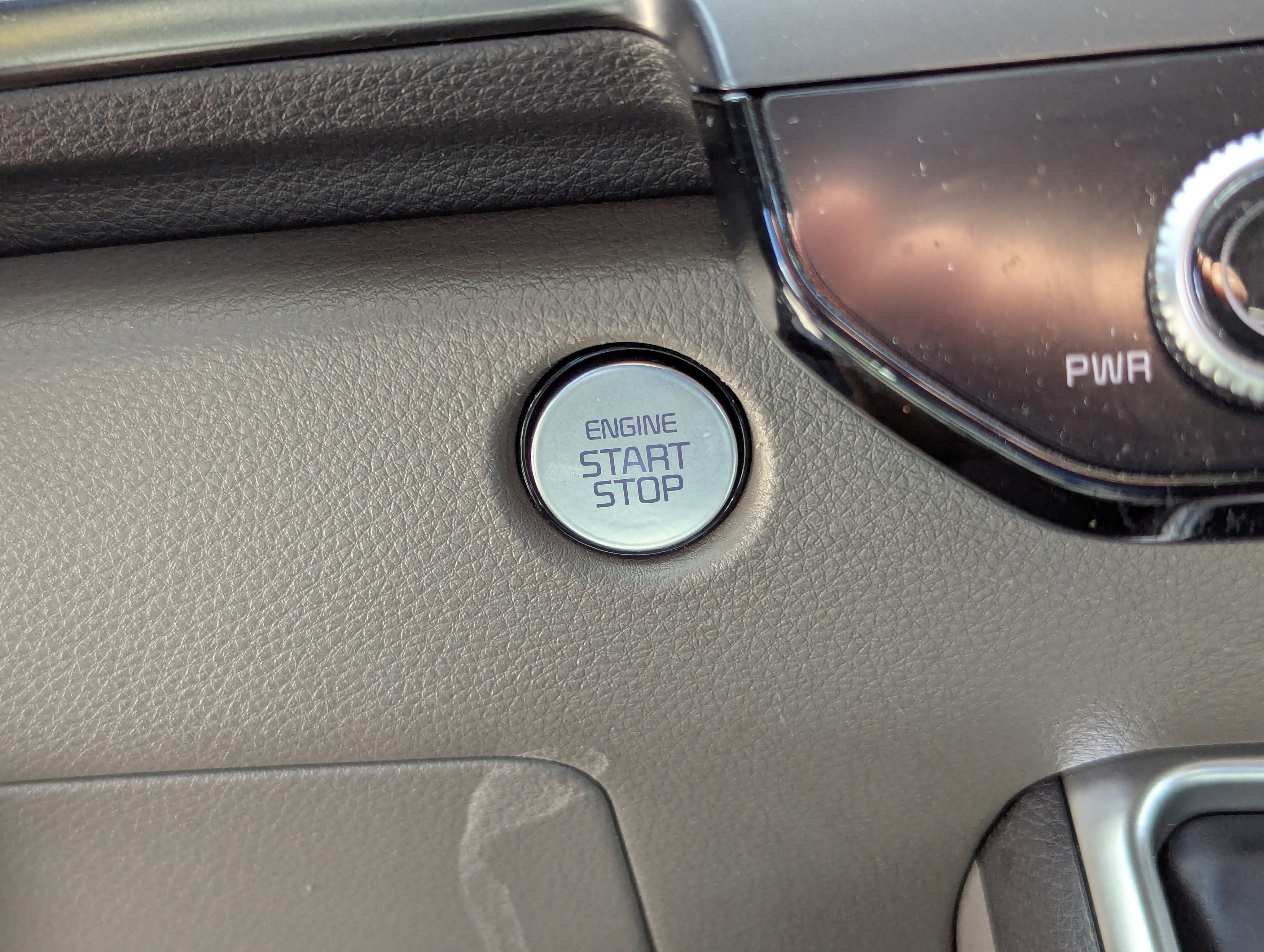 Certified 2025 Kia Carnival image 27