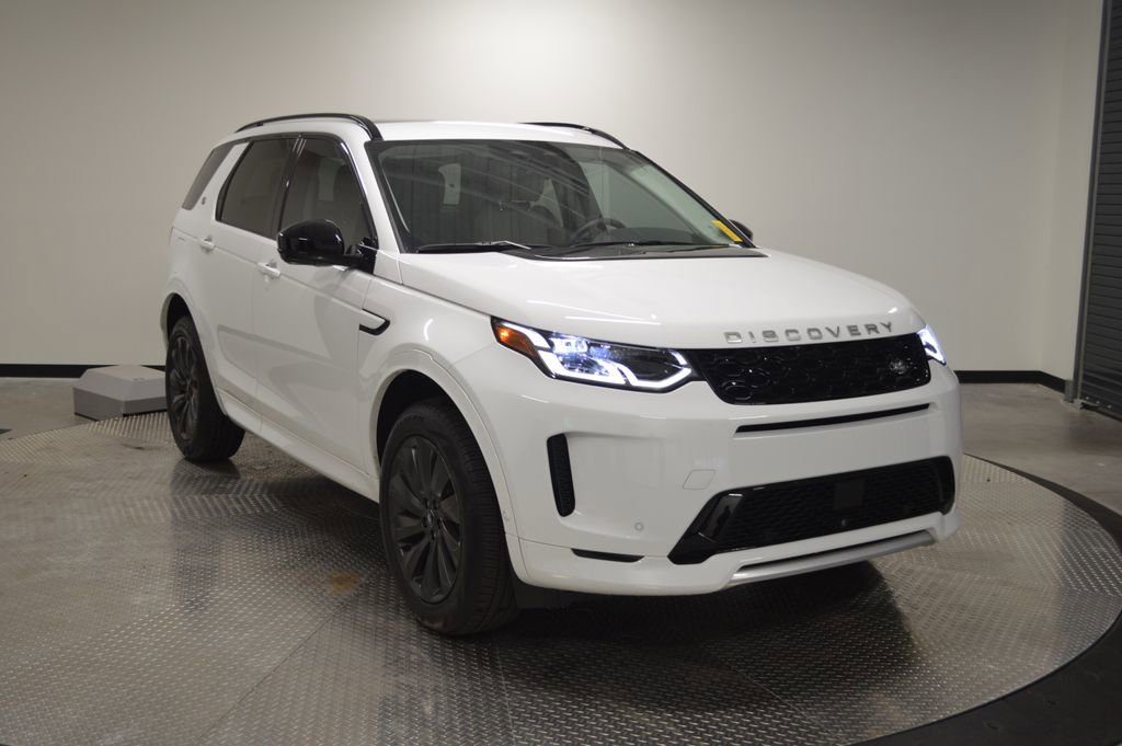 Used 2025 Land Rover Discovery Sport S image 7