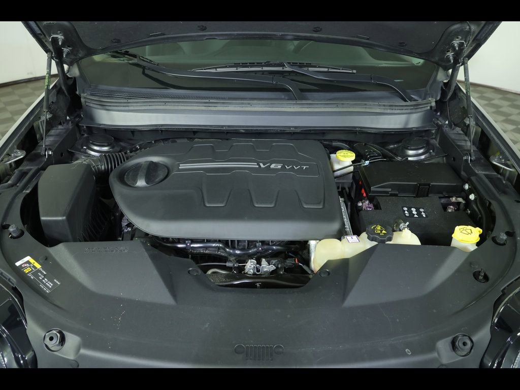 Used 2022 Jeep Cherokee Latitude Lux w/ Sun & Sound Group image 21