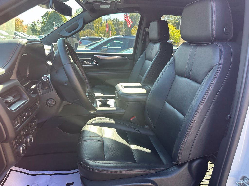 Used 2023 Chevrolet Tahoe RST w/ Luxury Package AWD/4WD image 13
