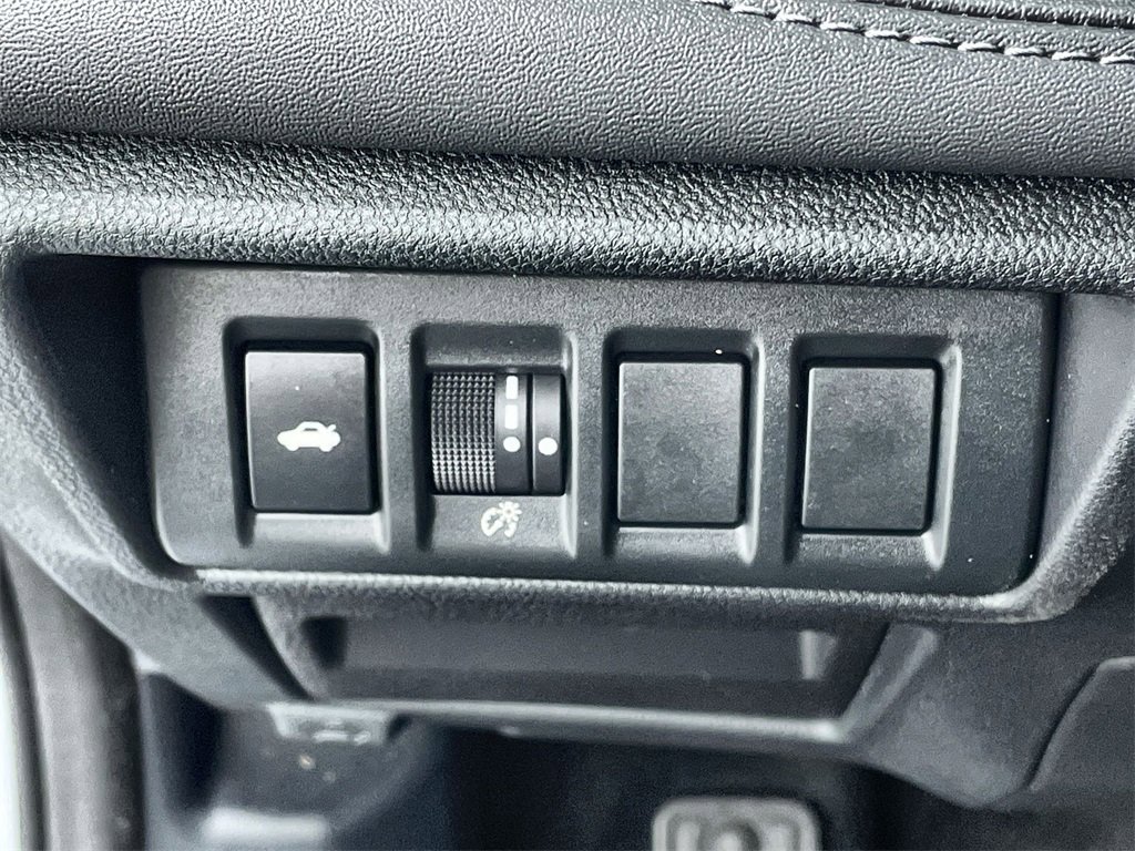 Used 2021 Subaru Legacy Limited w/ Popular Package #3 image 17