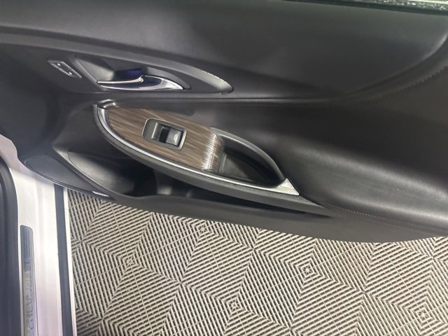 Used 2020 Chevrolet Malibu Premier image 15