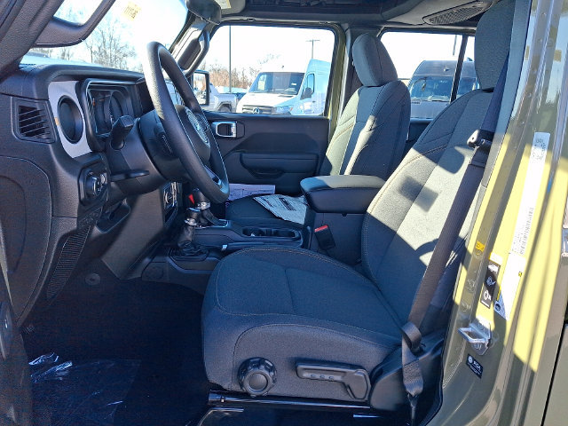 New 2026 Jeep Gladiator Sport AWD/4WD image 10