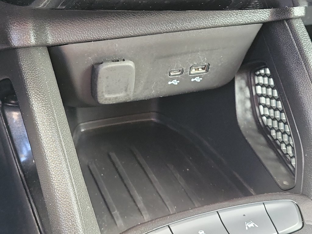 Used 2024 Chevrolet TrailBlazer LT FWD image 17