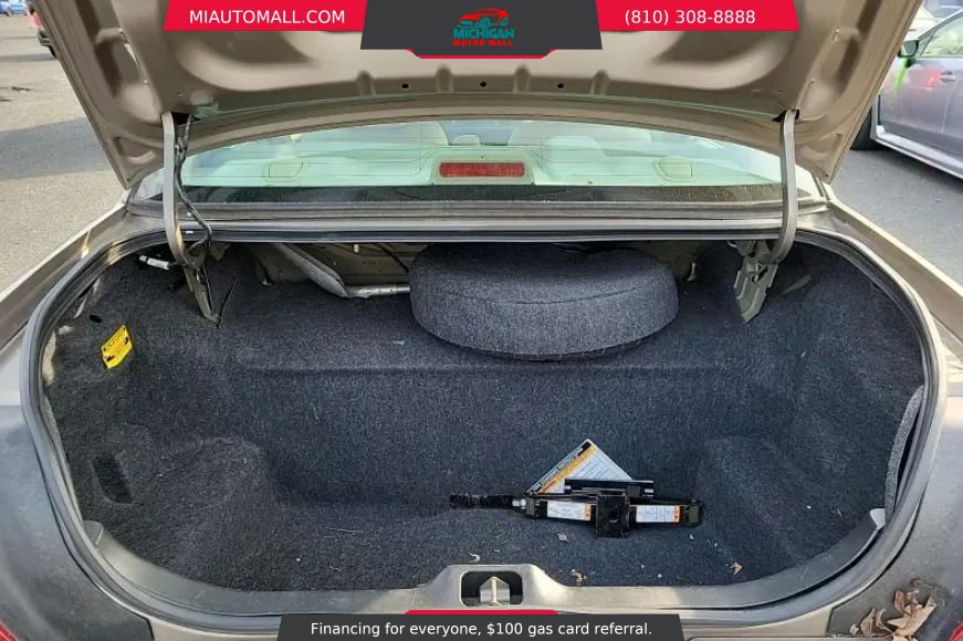 Used 2006 Mercury Grand Marquis GS image 9