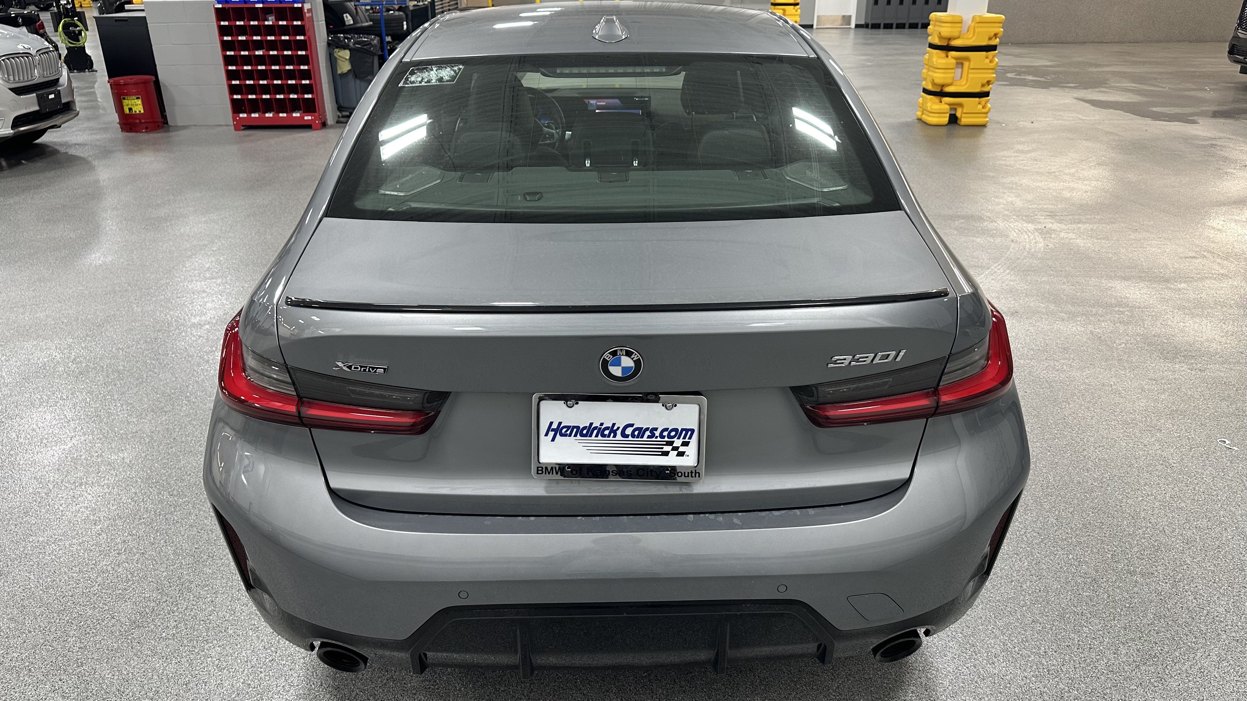 Certified 2023 BMW 330i xDrive Sedan w/ M Sport Package AWD/4WD image 9