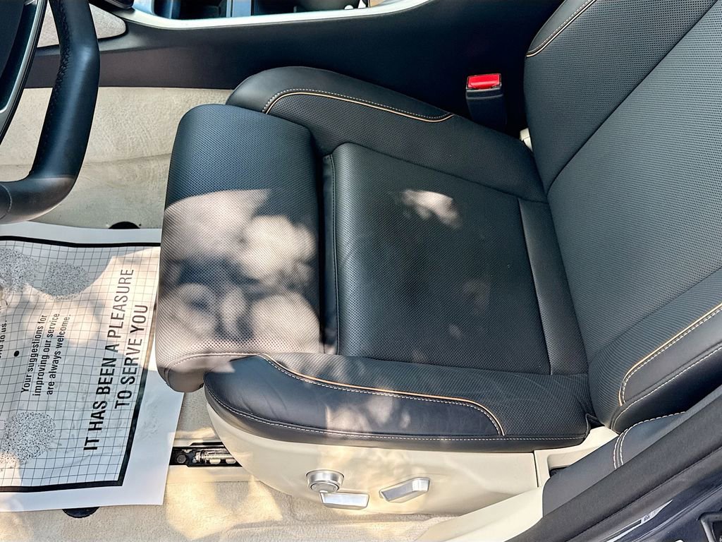 Used 2024 Lucid Air Touring image 19