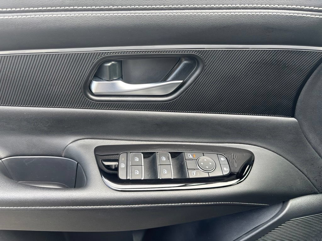 Certified 2025 Nissan Murano SV AWD/4WD image 11
