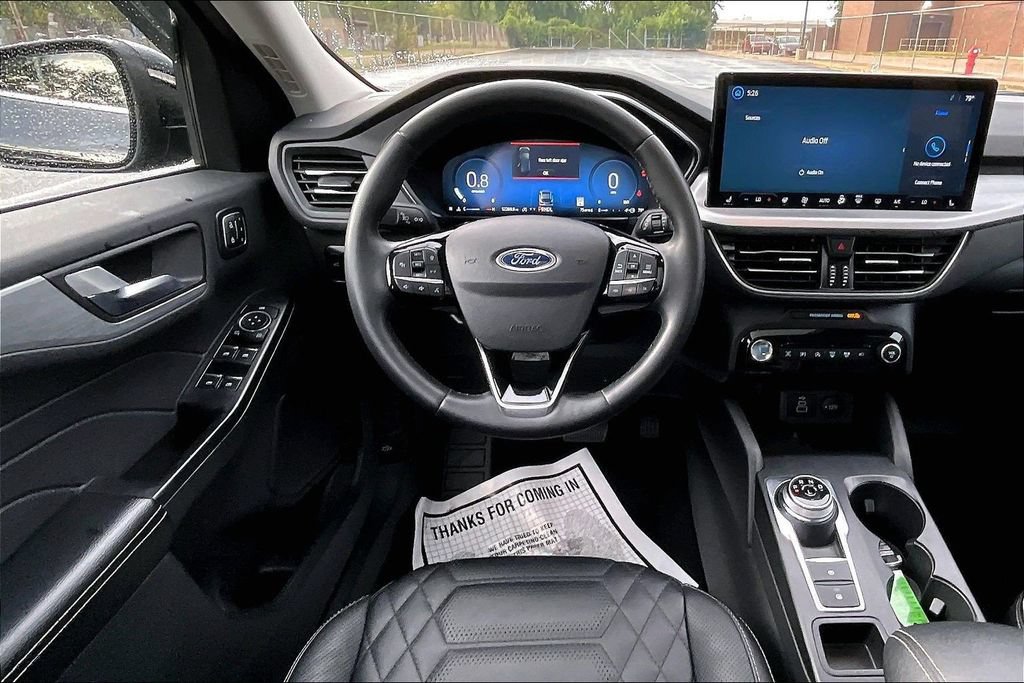 Used 2024 Ford Escape Platinum w/ Premium Technology Package AWD/4WD image 5