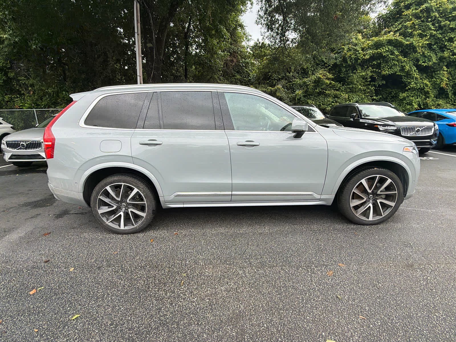 Used 2025 Volvo XC90 B5 Plus w/ Protection Package Premier AWD/4WD image 16