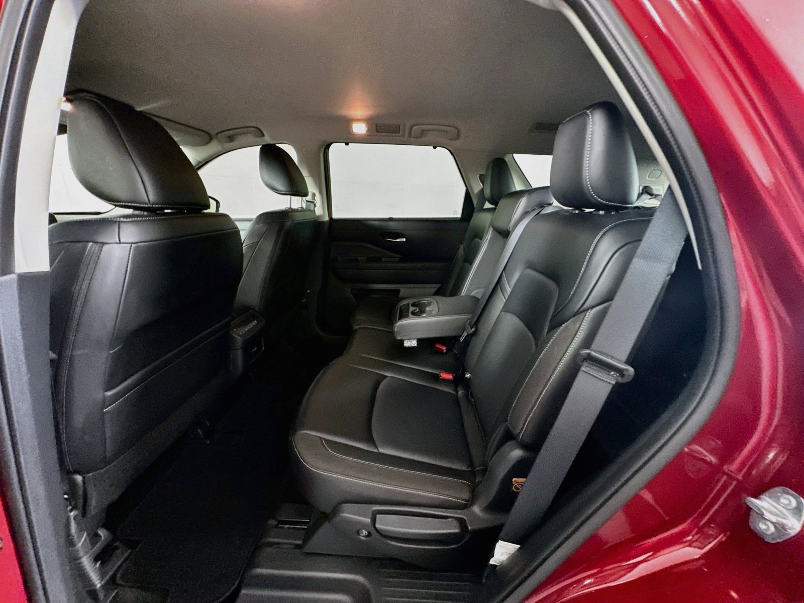 Certified 2024 Nissan Pathfinder SL AWD/4WD image 23