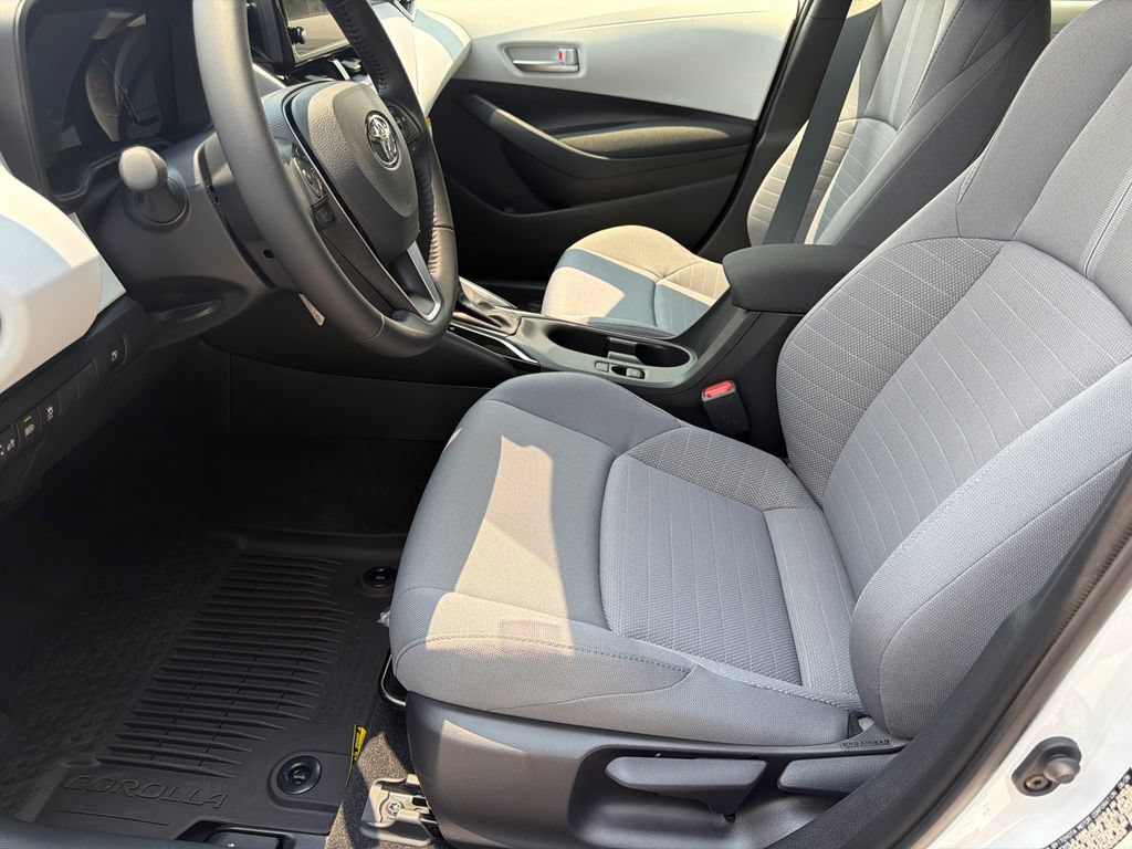 New 2026 Toyota Corolla SE FWD image 17