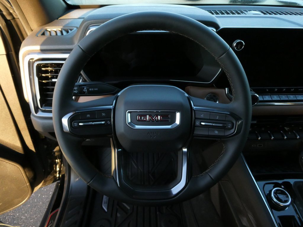 New 2026 GMC Canyon AT4 image 4