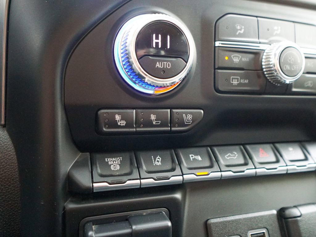 Used 2021 GMC Sierra 2500 Denali w/ Denali Ultimate Package image 30