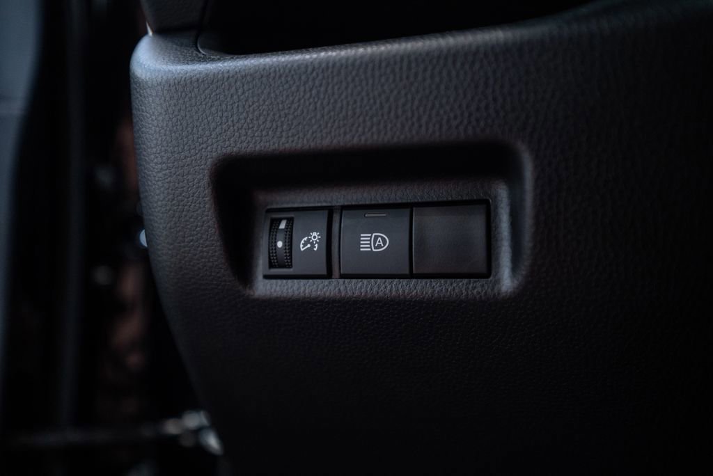 Used 2024 Toyota RAV4 LE image 22