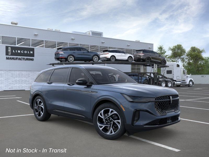 New 2026 Lincoln Nautilus Premier AWD/4WD image 7