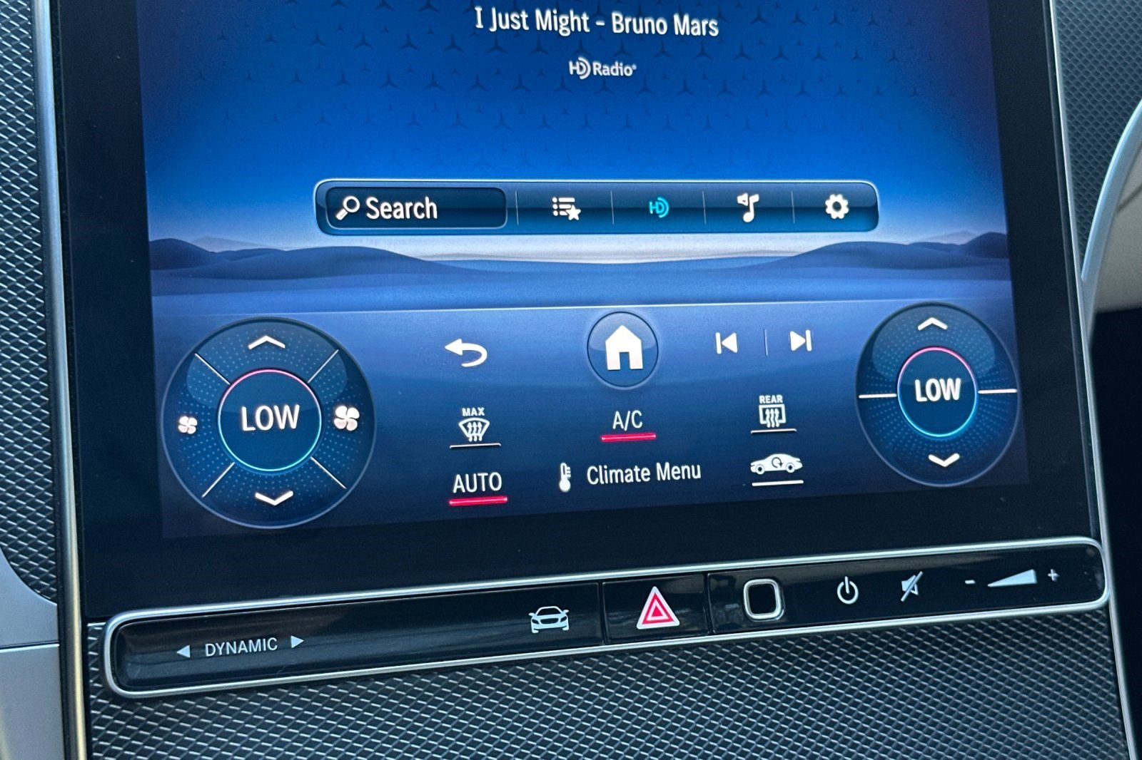 Used 2023 Mercedes-Benz C 300 Sedan image 26