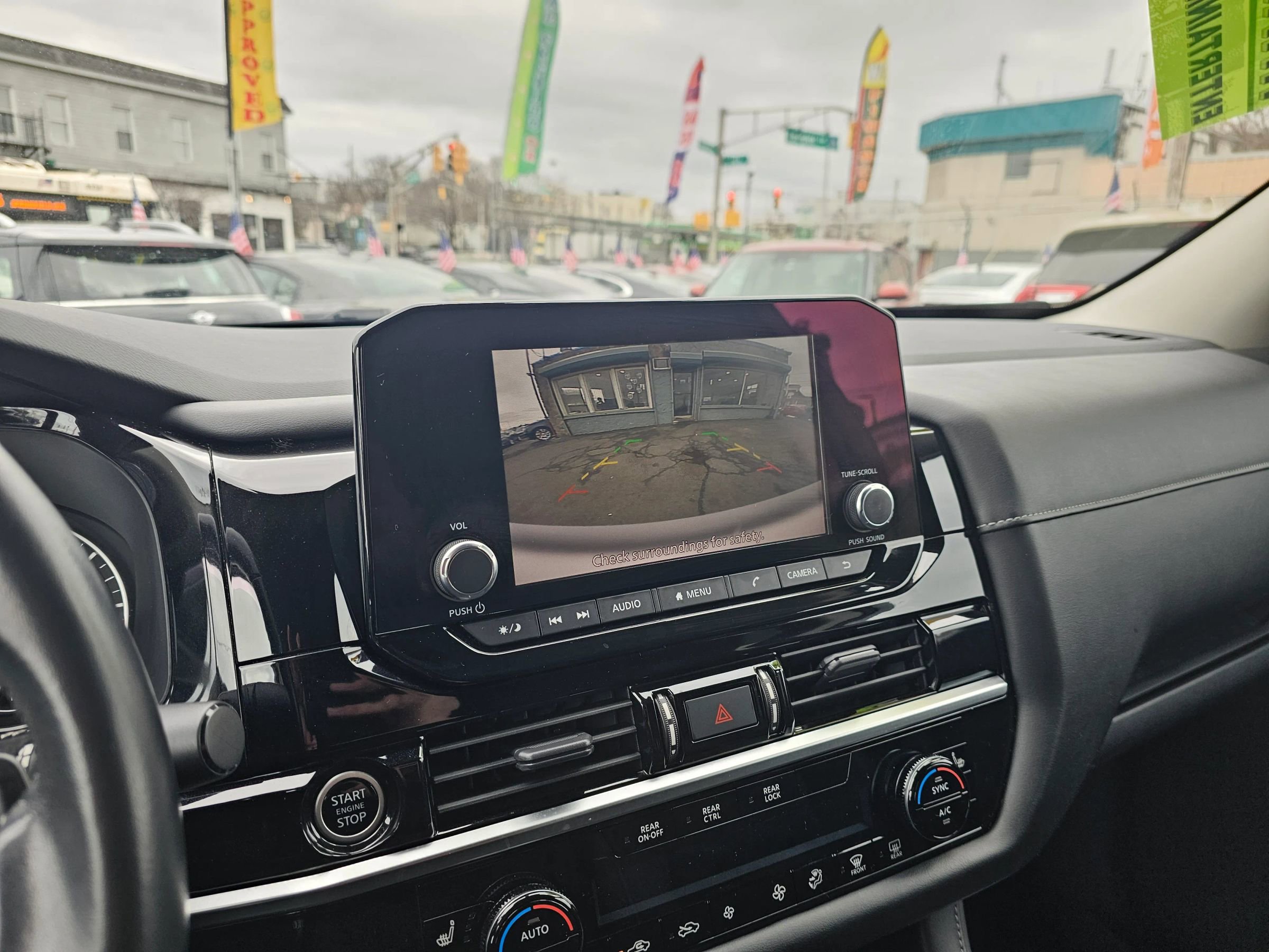 Used 2022 Nissan Pathfinder SV w/ Cargo Package image 26