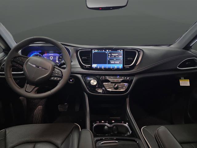 New 2026 Chrysler Pacifica Limited w/ S Appearance Package FWD image 5