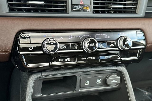 New 2026 Honda Pilot Touring image 24